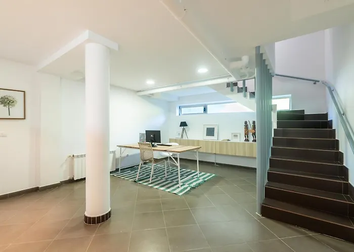 Helloasturias, Casa En Con Piscina, Jardin, Cerca De La Playa. Hébergement de vacances