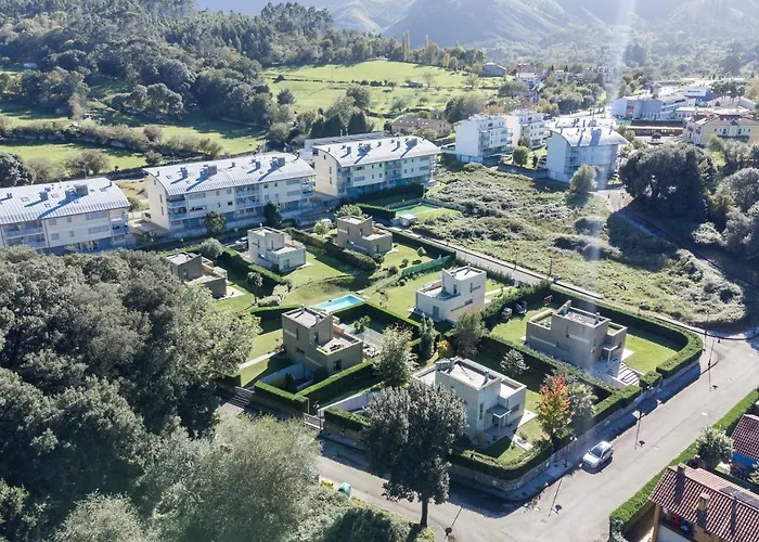 Helloasturias, Casa En Con Piscina, Jardin, Cerca De La Playa. Hébergement de vacances Llanes