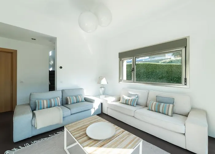 Hébergement de vacances Helloasturias, Casa En Con Piscina, Jardin, Cerca De La Playa. *