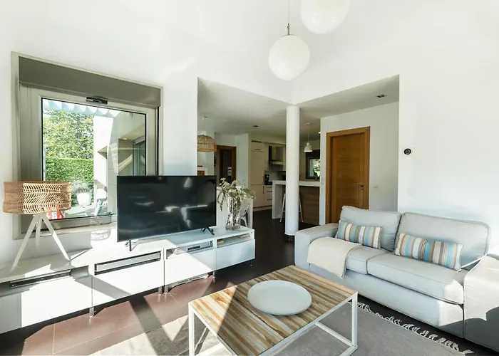 Hébergement de vacances Helloasturias, Casa En Con Piscina, Jardin, Cerca De La Playa.