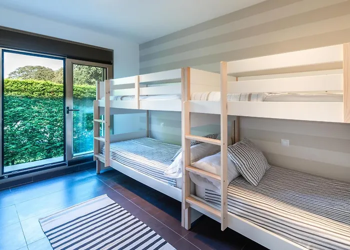 Helloasturias, Casa En Con Piscina, Jardin, Cerca De La Playa. Hébergement de vacances *