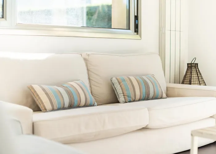 Helloasturias, Casa En Con Piscina, Jardin, Cerca De La Playa. Hébergement de vacances Llanes